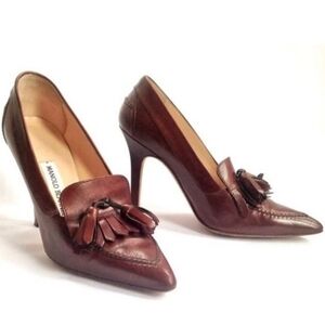 Manolo Blahnik Fringe Oxford Leather PumpHeels in Leather Heels with Tassels